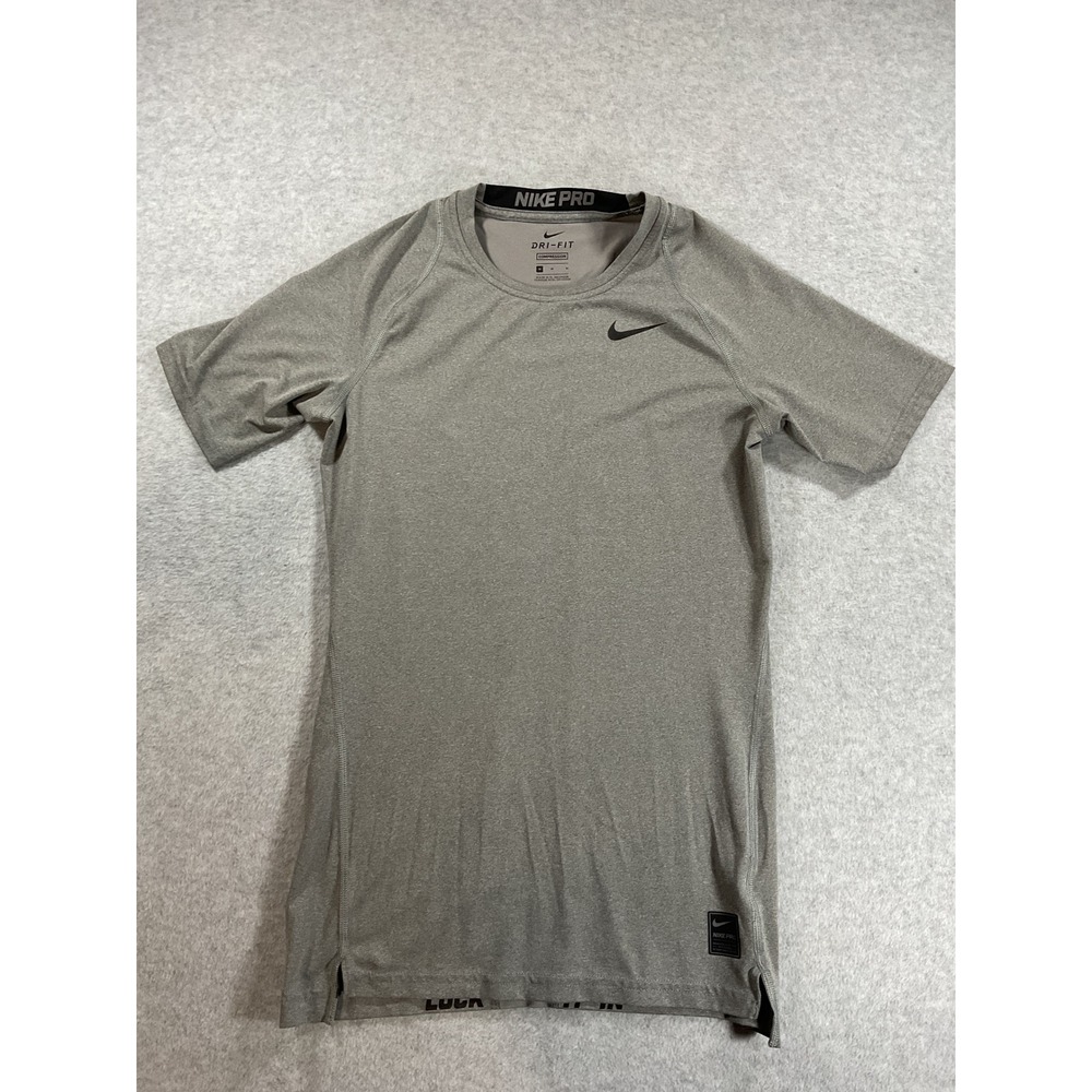 Nike Pro Dri-FIT Compression Shirt Mens Medium Gray Short Sleeve Training 2102